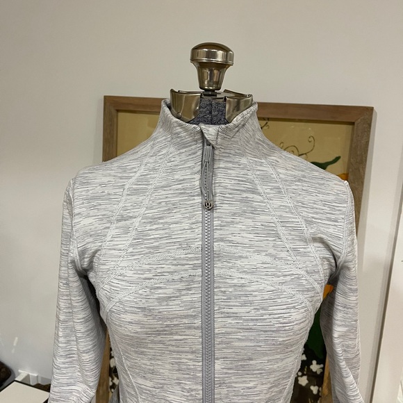 Lululemon sweater - Picture 2 of 4